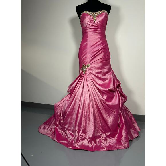 Flirt by Maggie Sottero 6 FUCHSIA BALLGOWN FORMAL PROM PAGEANT DRESS GOWN Barbie - Picture 1 of 16